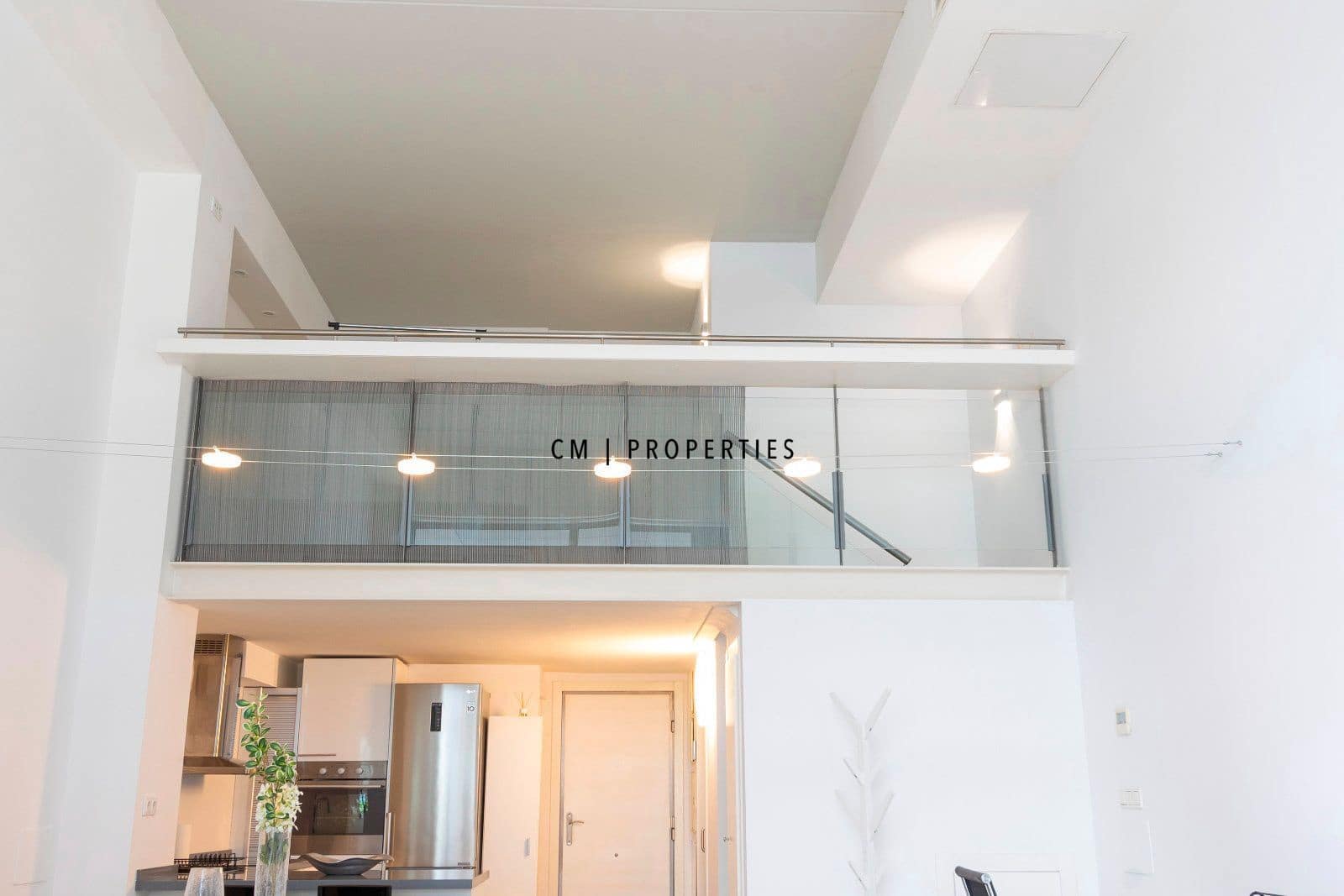 1 bedroom Flat for rent in Xirivella with garage - € 1,250 (Ref: 9536283)