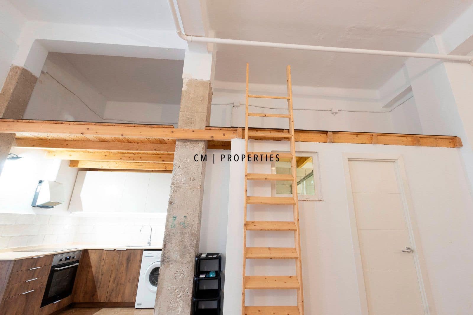 1 soveværelse Lejlighed til leje i Valencia by - € 990 (Ref: 9537109)