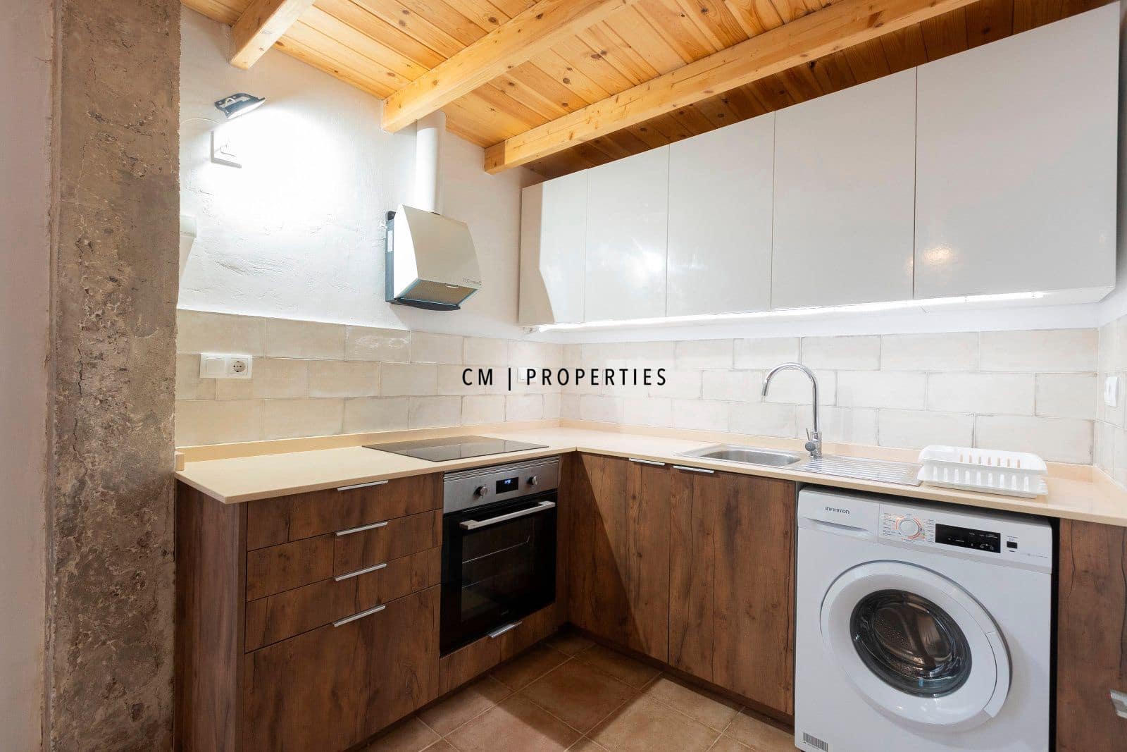 1 soveværelse Lejlighed til leje i Valencia by - € 990 (Ref: 9537109)