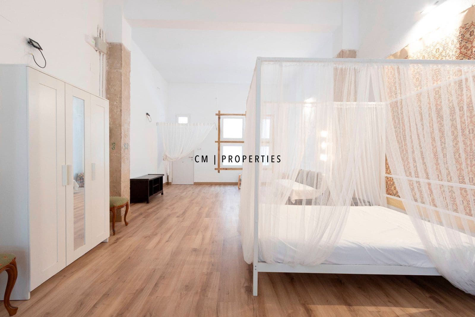 1 soveværelse Lejlighed til leje i Valencia by - € 990 (Ref: 9537109)