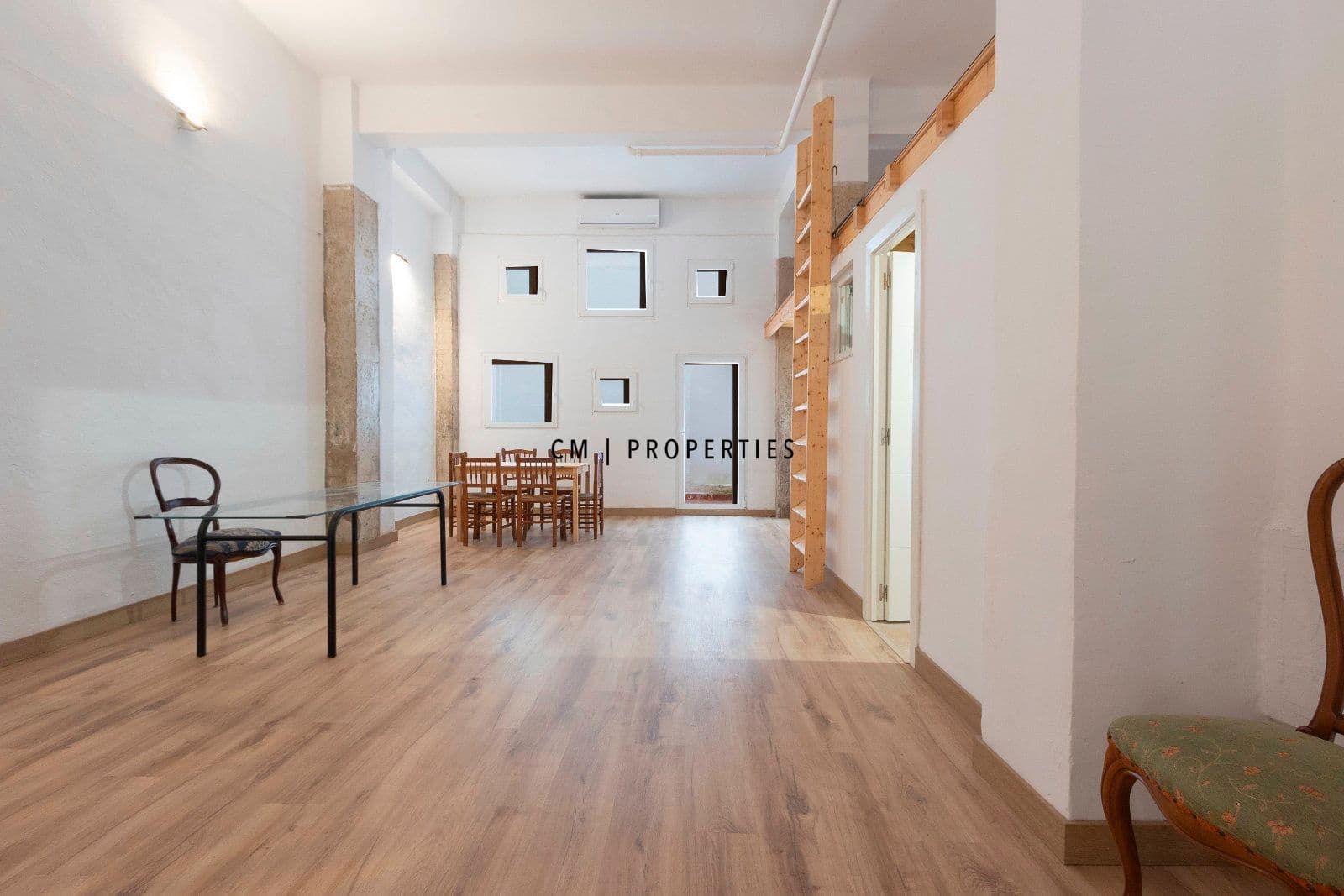 1 soveværelse Lejlighed til leje i Valencia by - € 990 (Ref: 9537109)