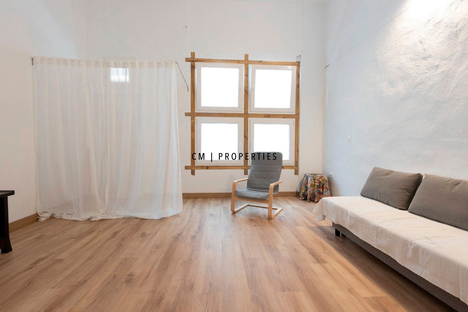 1 soveværelse Lejlighed til leje i Valencia by - € 990 (Ref: 9537109)