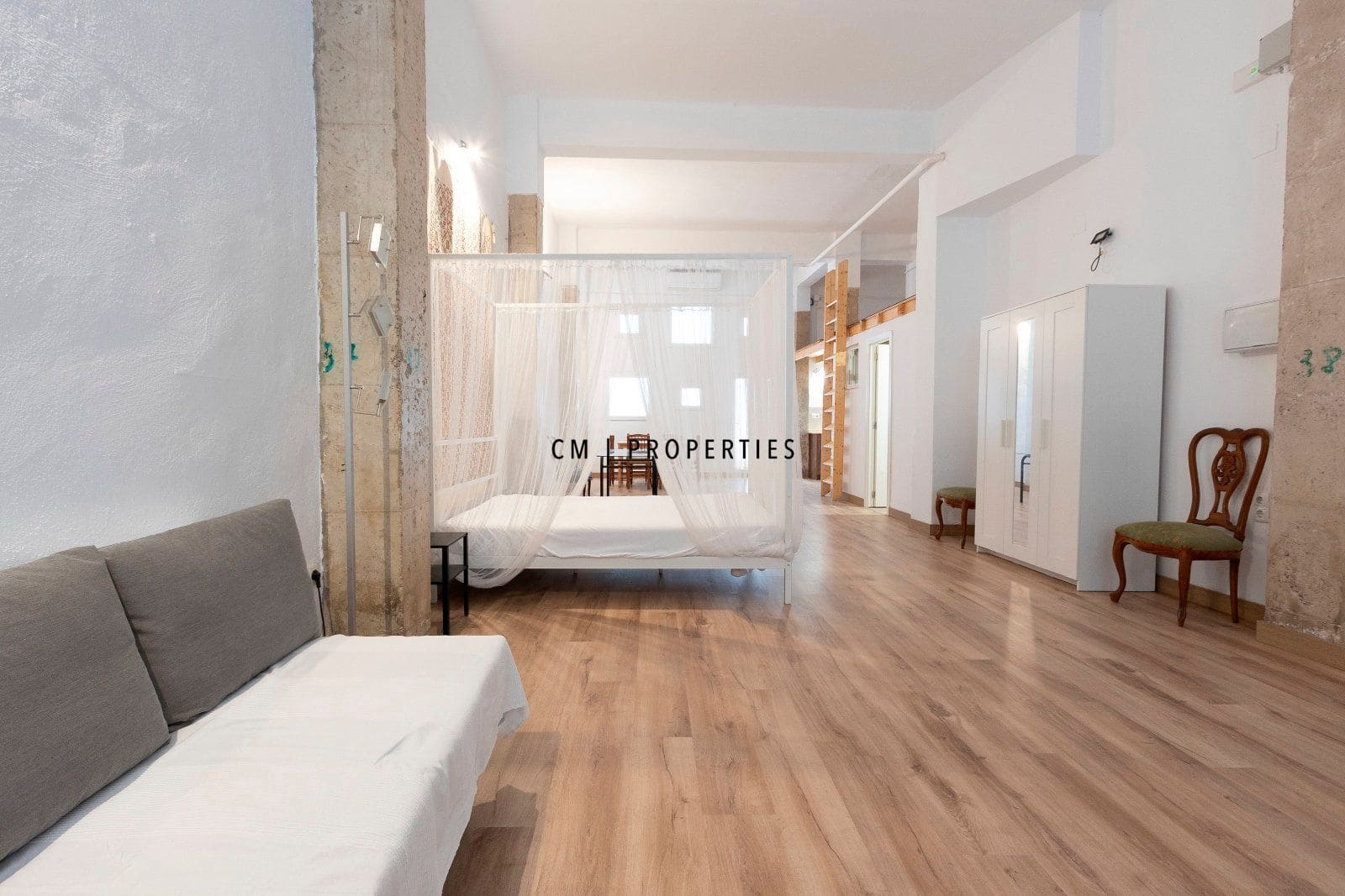 1 soveværelse Lejlighed til leje i Valencia by - € 990 (Ref: 9537109)