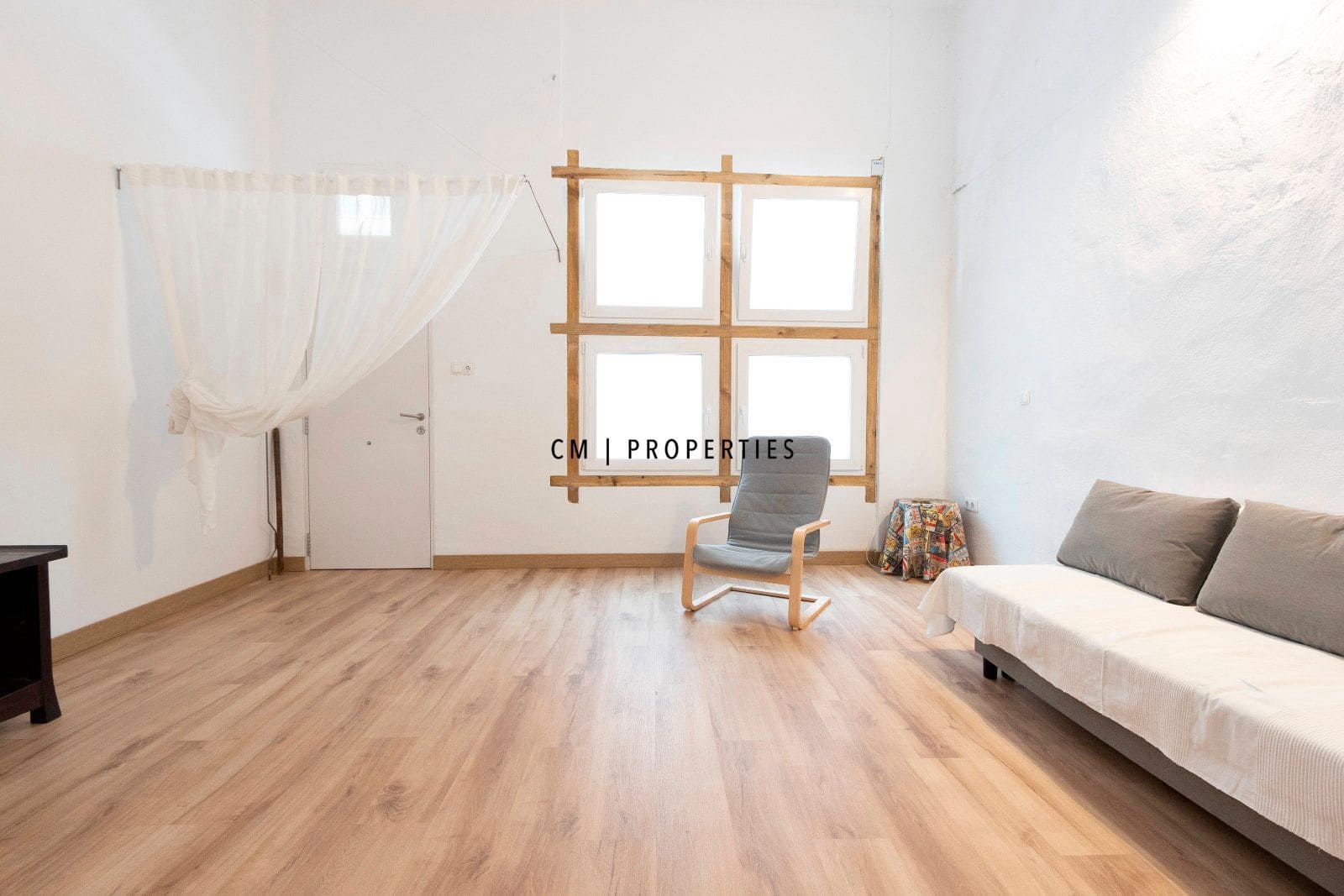 1 soveværelse Lejlighed til leje i Valencia by - € 990 (Ref: 9537109)