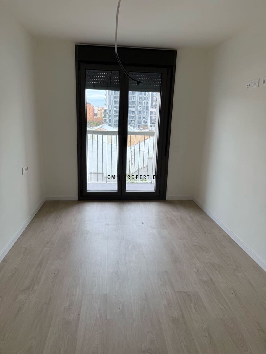 2 Zimmer Wohnung zu vermieten in Valencia Stadt mit Pool Garage - 1.500 € (Ref: 9539050)