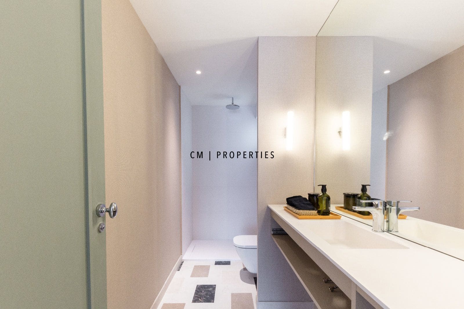 2 soveværelse Lejlighed til leje i Valencia by - € 1.450 (Ref: 9539615)