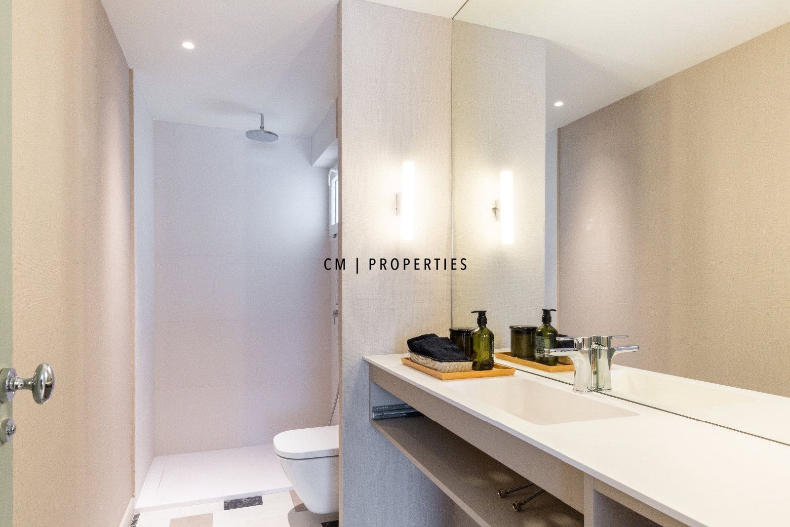 2 soveværelse Lejlighed til leje i Valencia by - € 1.450 (Ref: 9539615)