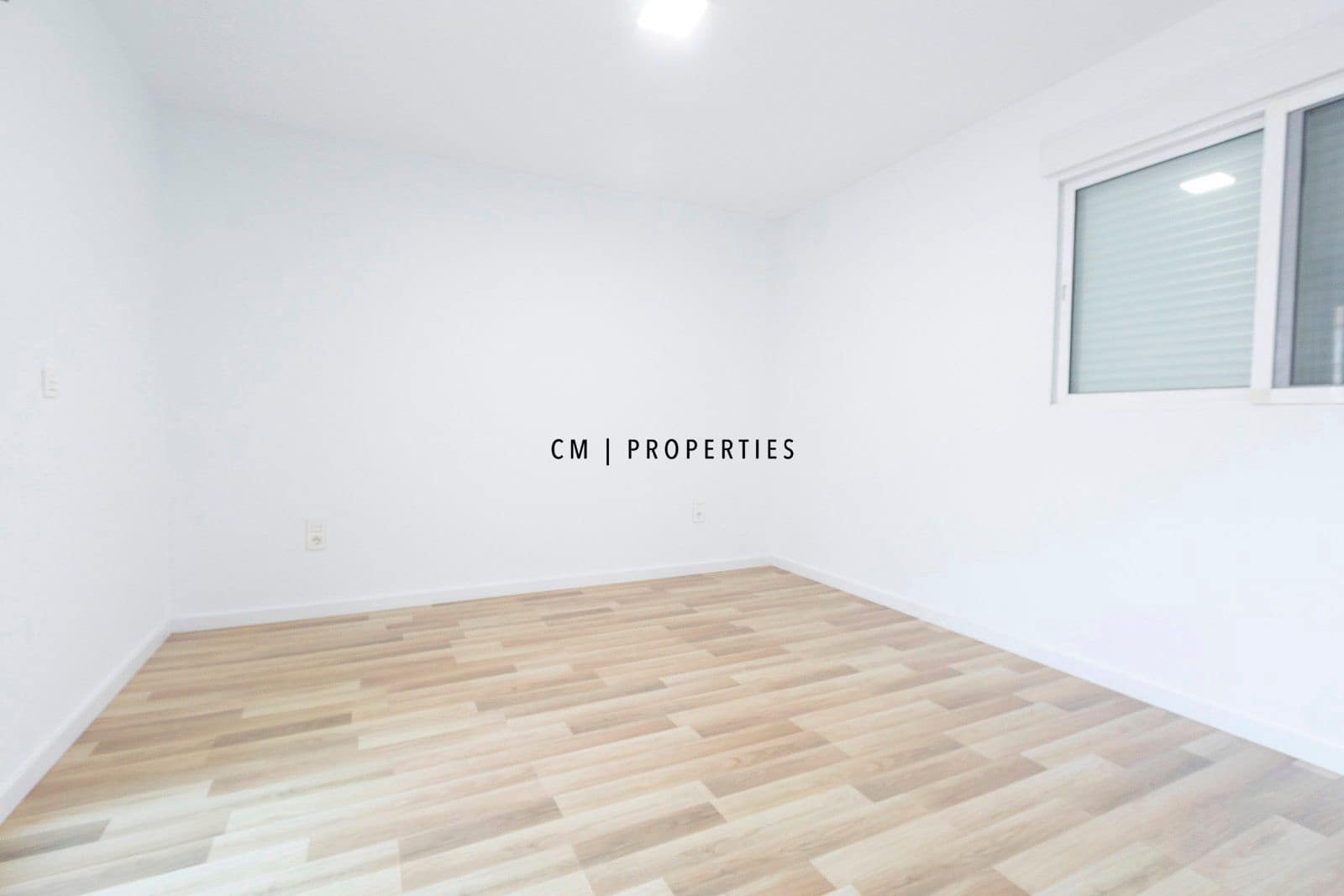 3 camera da letto Appartamento da affittare in Valencia citta con garage - 2.100 € (Rif: 9541863)