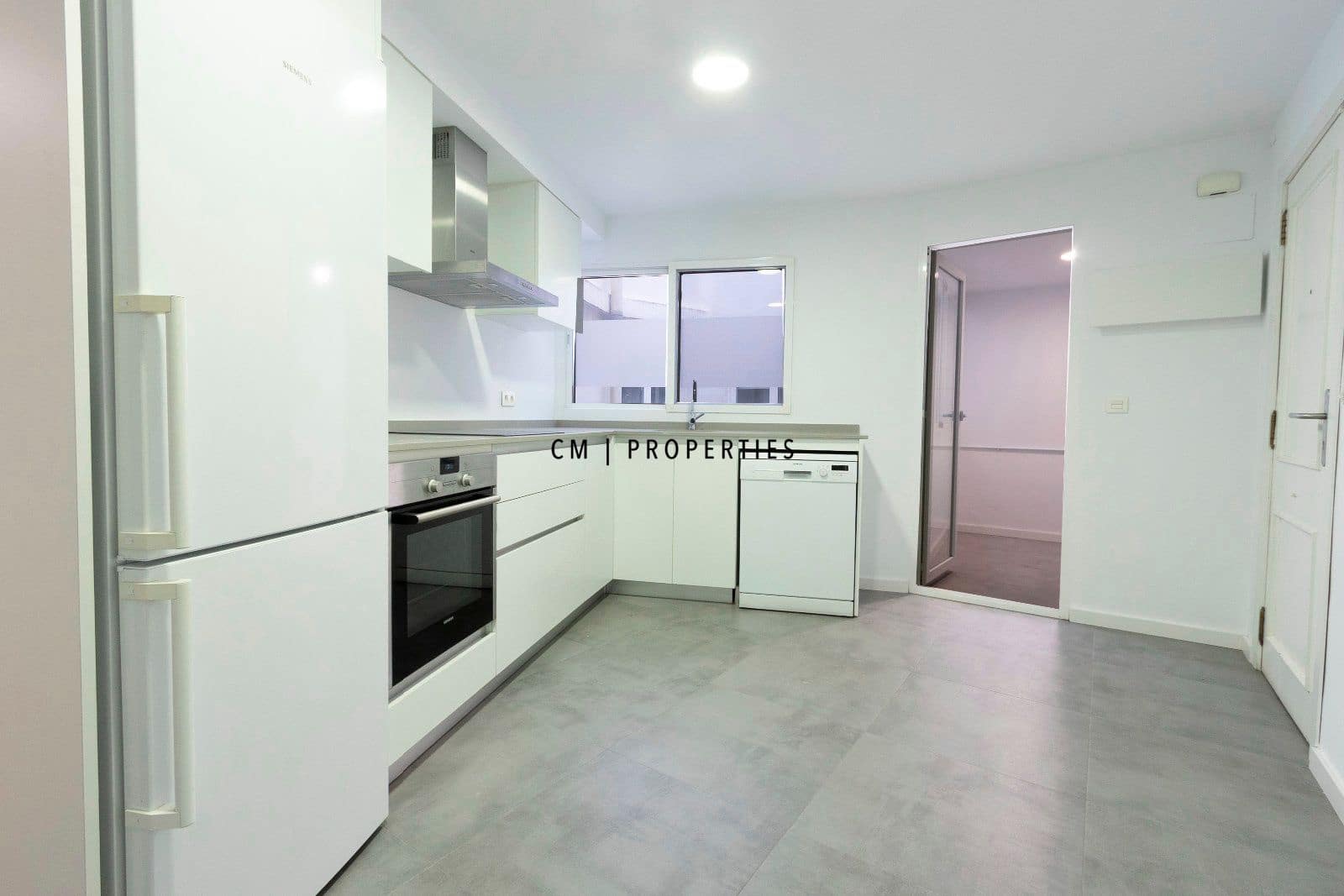 3 camera da letto Appartamento da affittare in Valencia citta con garage - 2.100 € (Rif: 9541863)