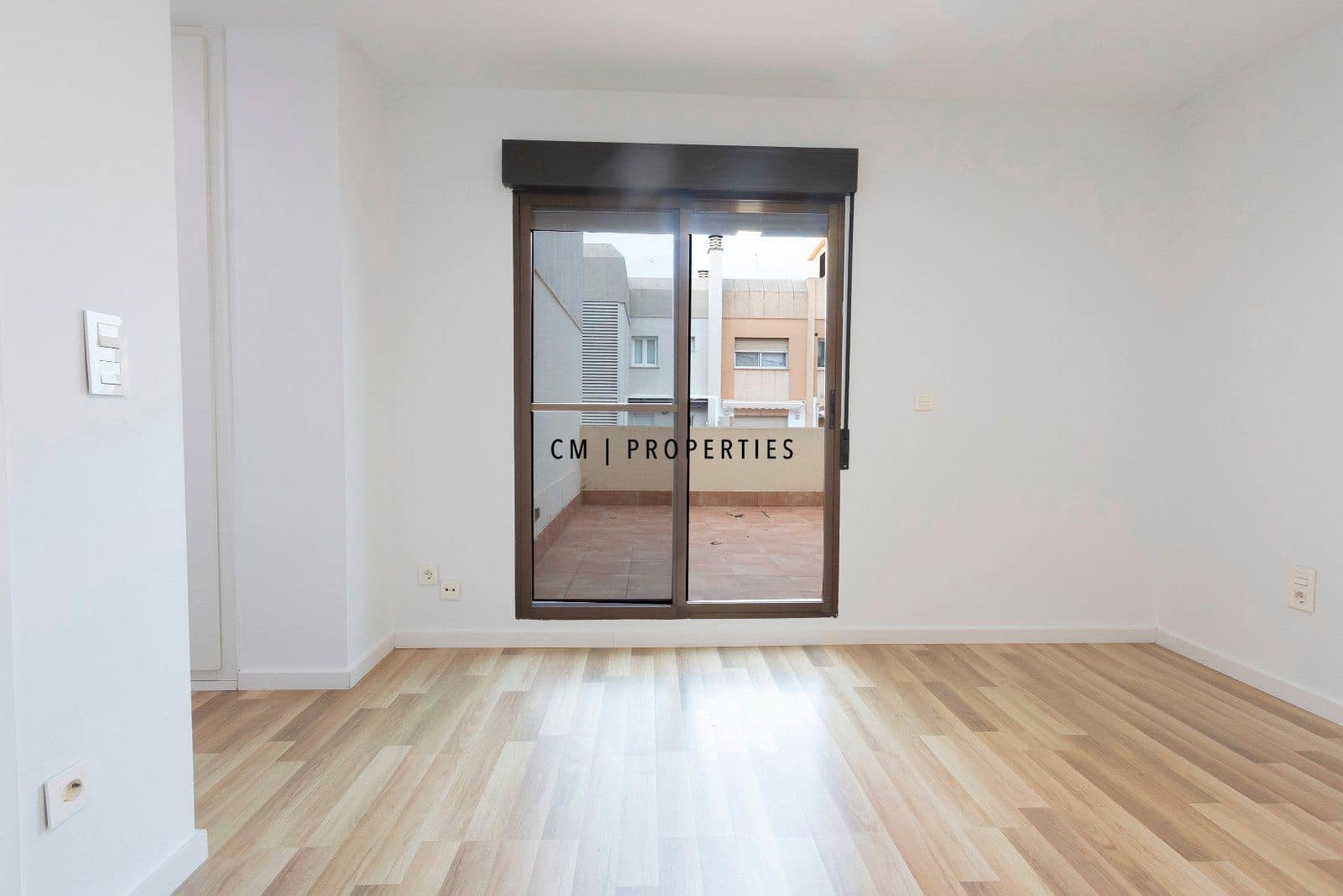 3 camera da letto Appartamento da affittare in Valencia citta con garage - 2.100 € (Rif: 9541863)