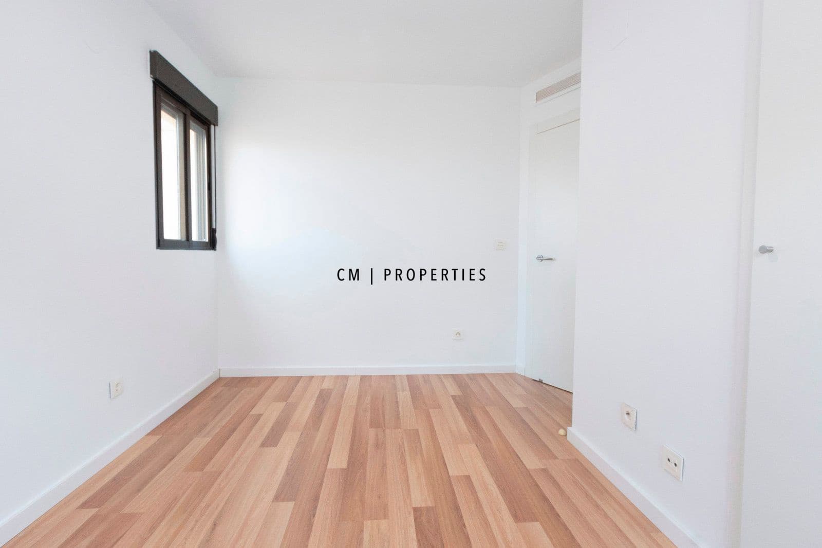 3 camera da letto Appartamento da affittare in Valencia citta con garage - 2.100 € (Rif: 9541863)