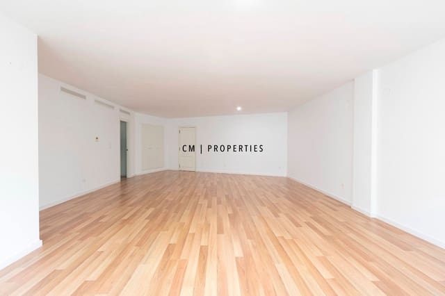 3 camera da letto Appartamento da affittare in Valencia città con garage - 2.100 € (Rif: 9541863)