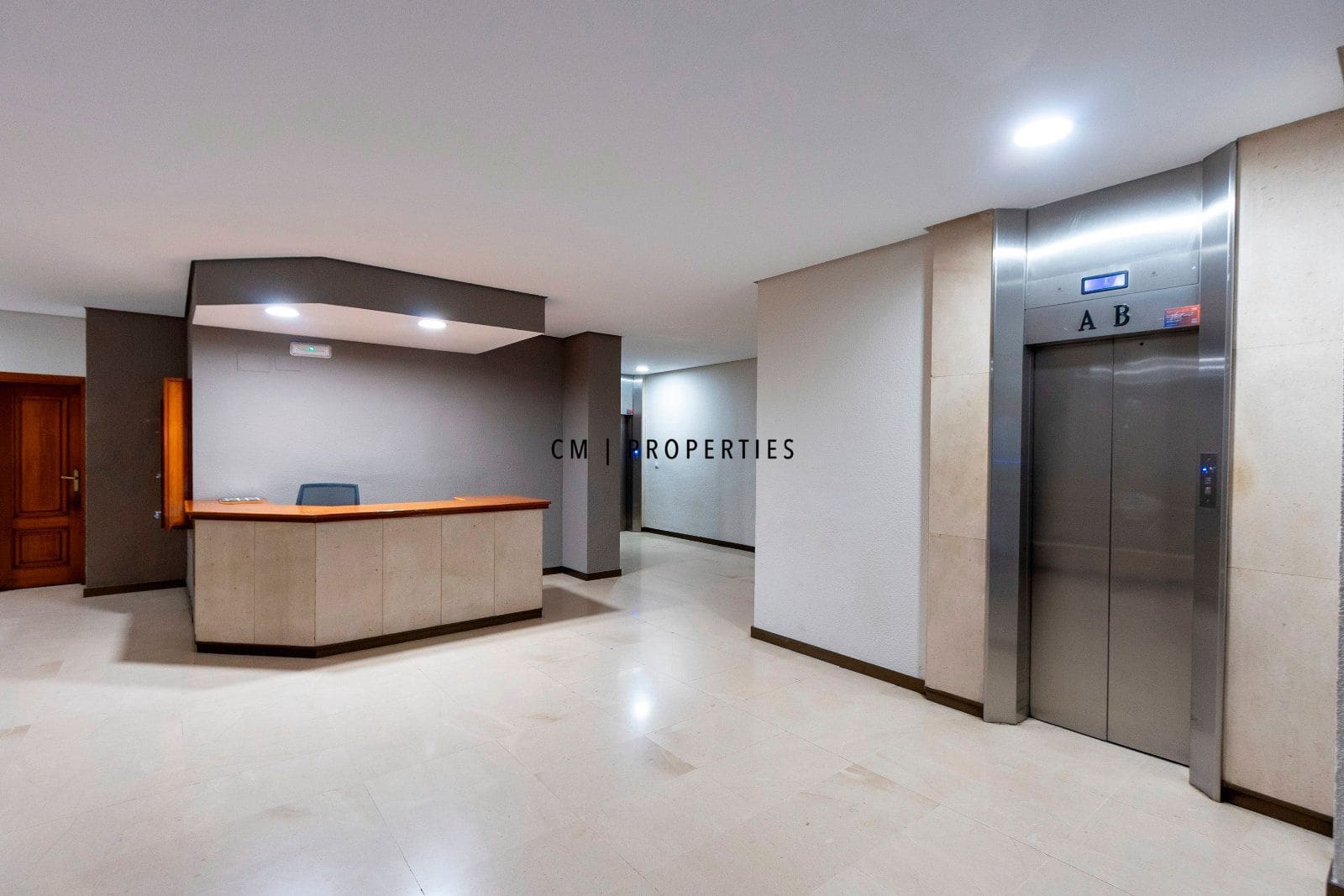 3 camera da letto Appartamento da affittare in Valencia citta con garage - 2.100 € (Rif: 9541863)