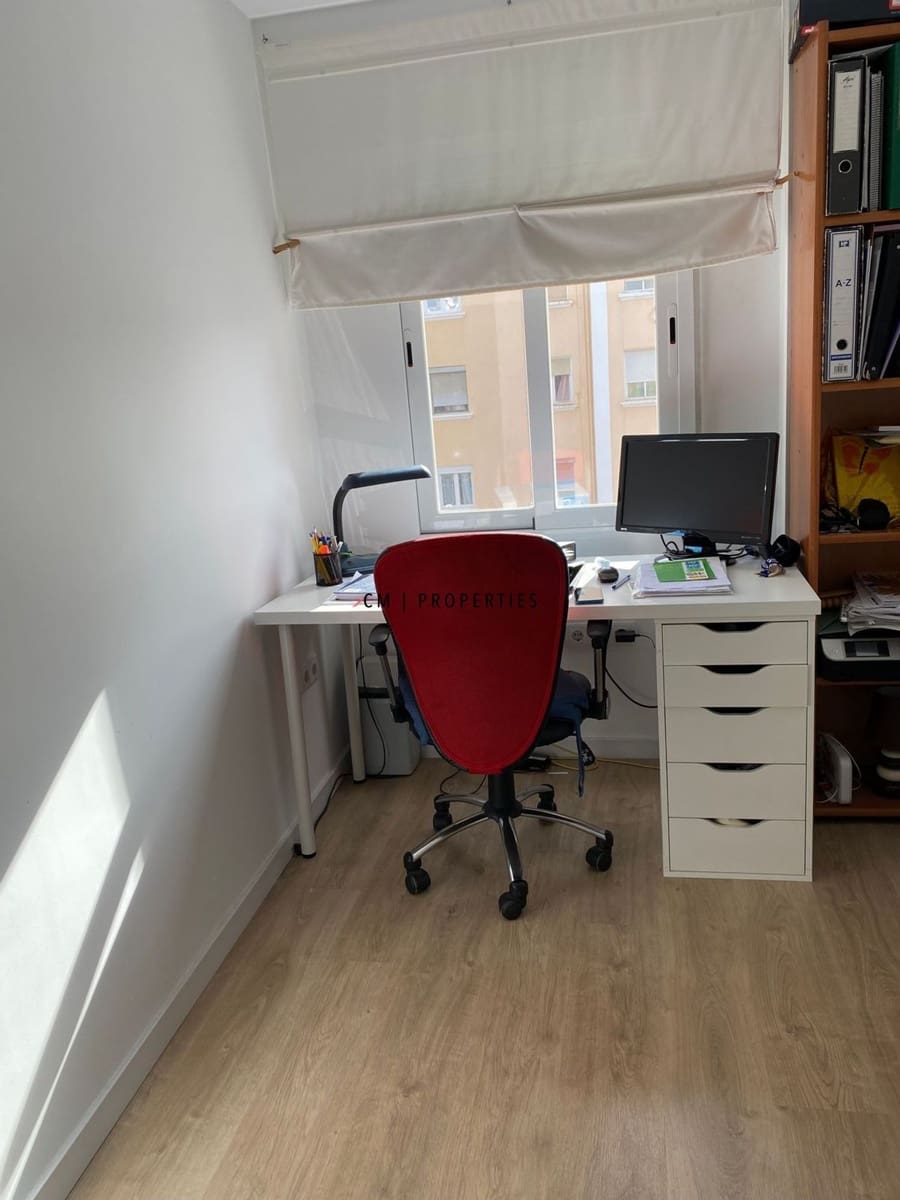 3 soveværelse Lejlighed til salg i Valencia by - € 239.000 (Ref: 9541864)