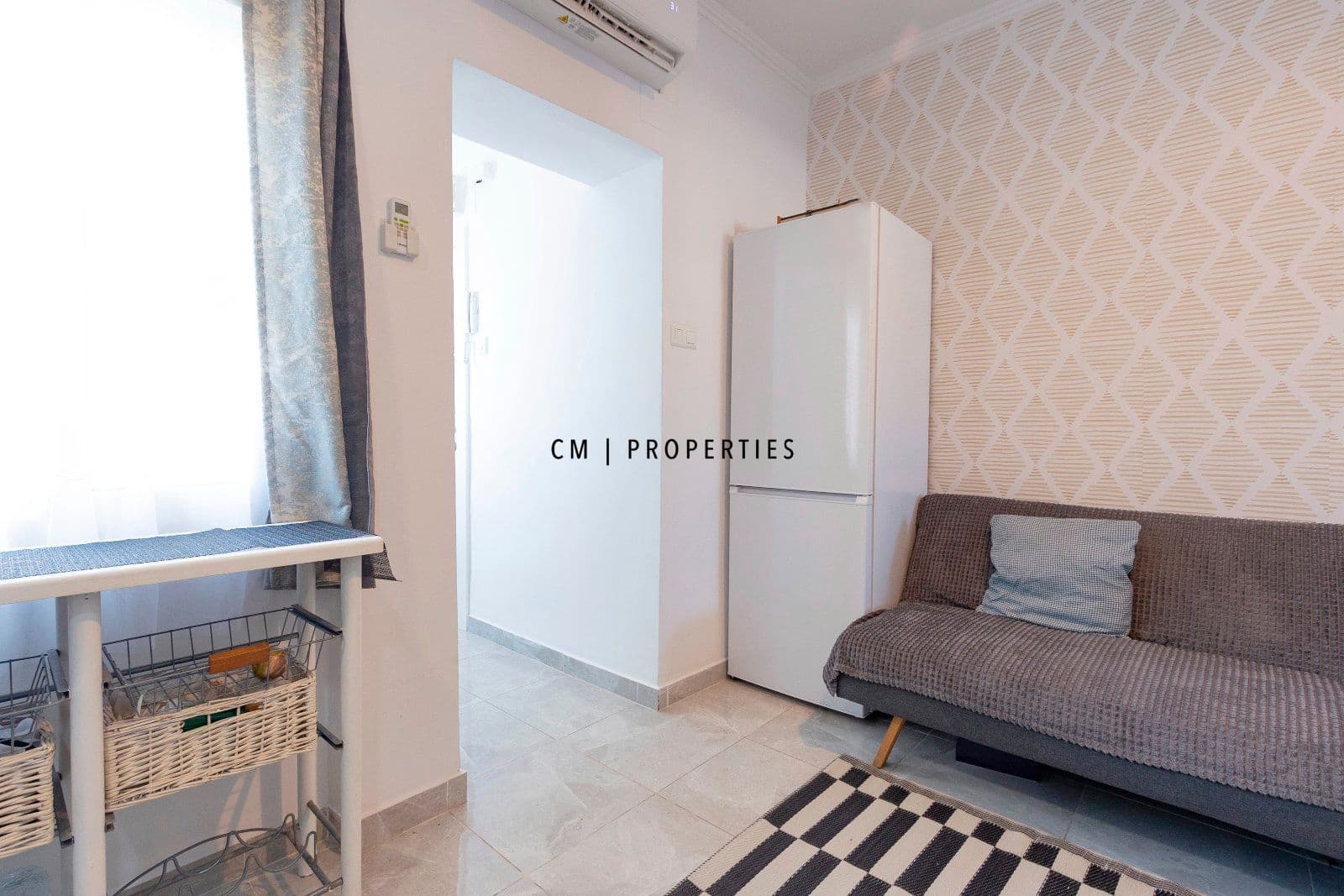 2 bedroom Flat for rent in Valencia city - € 1,150 (Ref: 9542501)