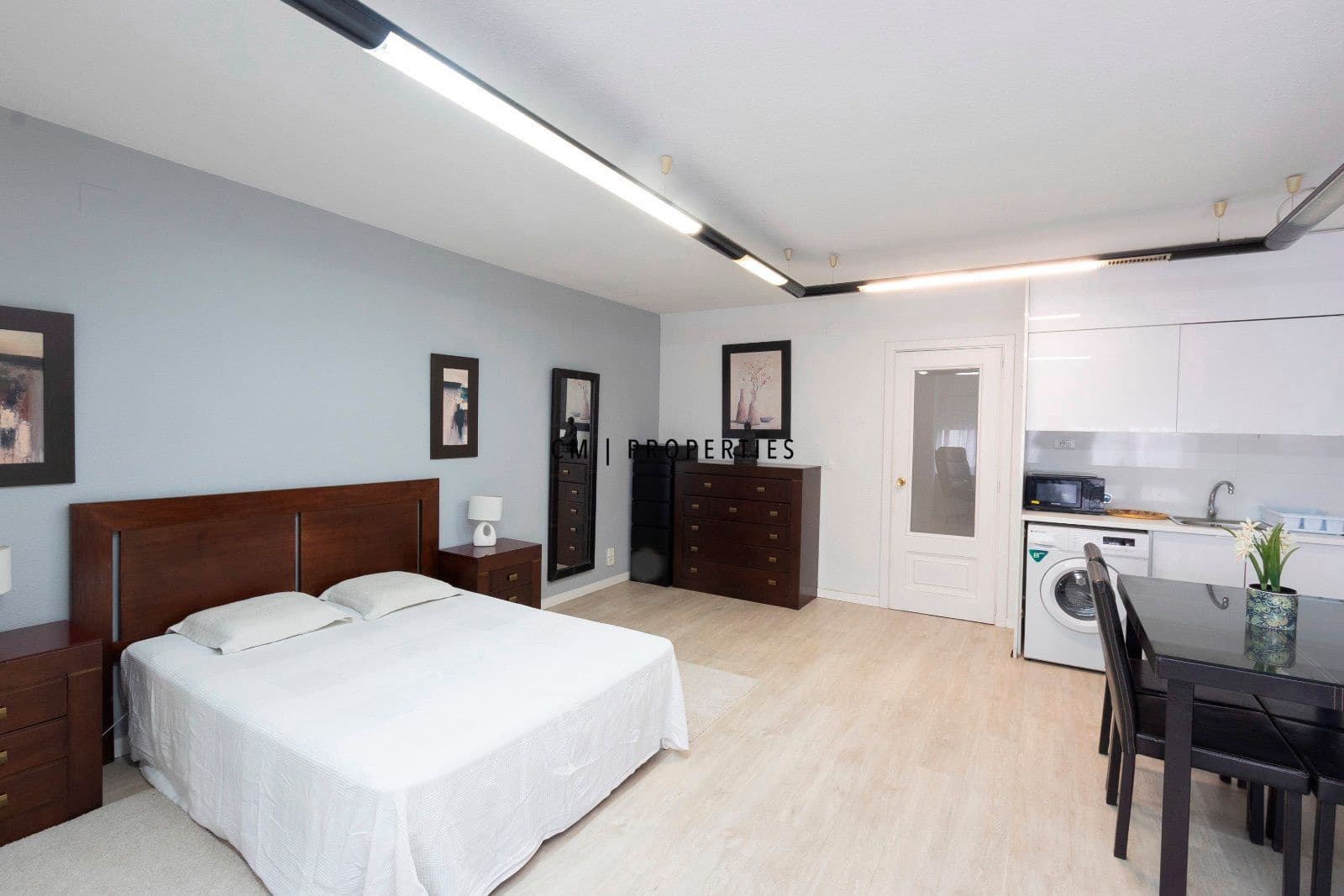 Appartement à louer à Valence ville - 1 200 € (Ref: 9542651)