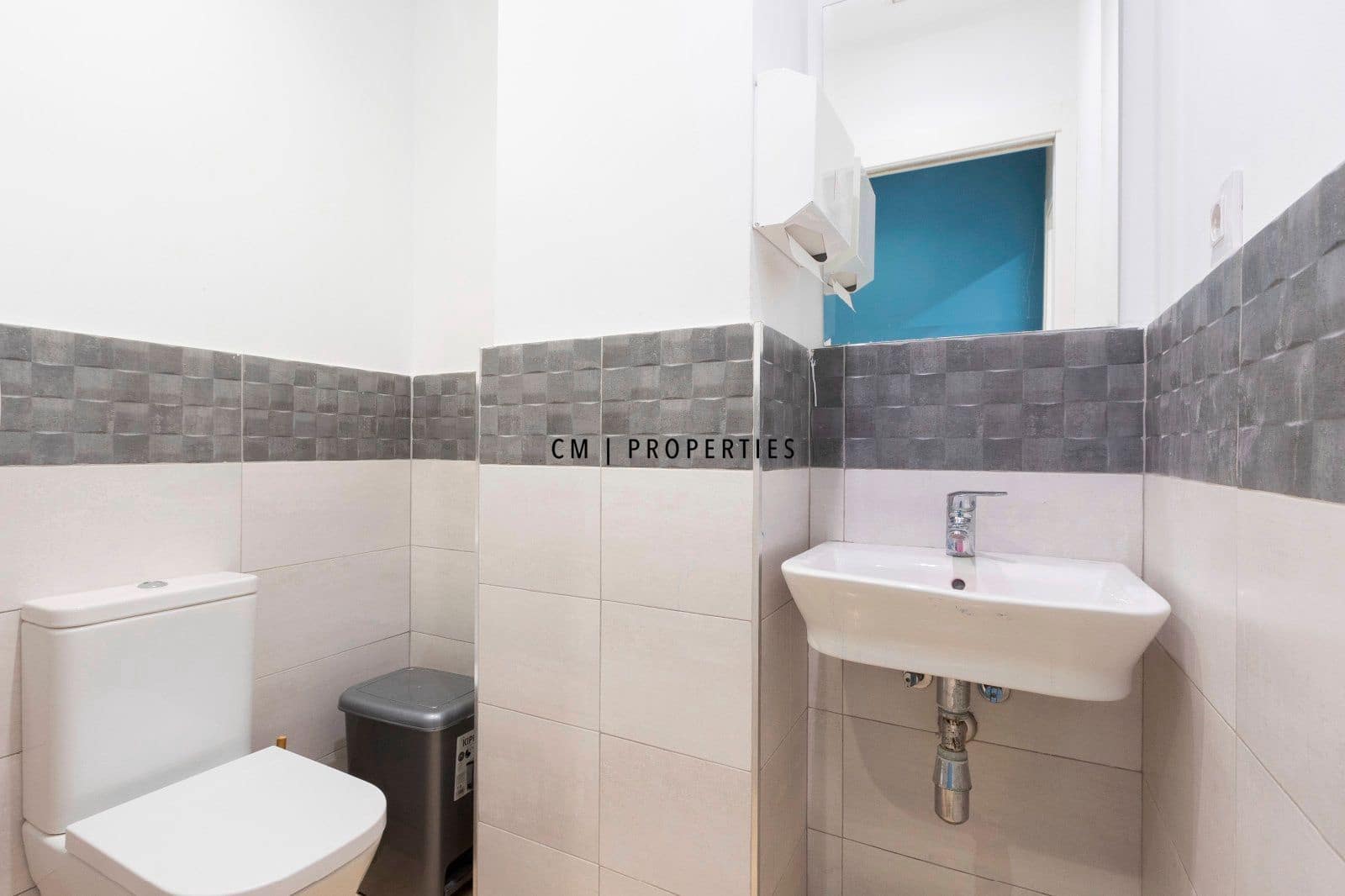 Bureau à louer à Valence ville - 1 150 € (Ref: 9543906)