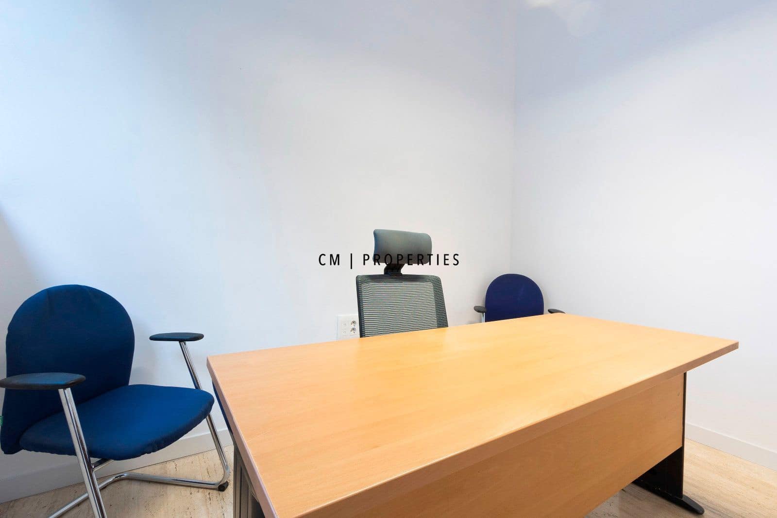 Bureau à louer à Valence ville - 1 150 € (Ref: 9543906)