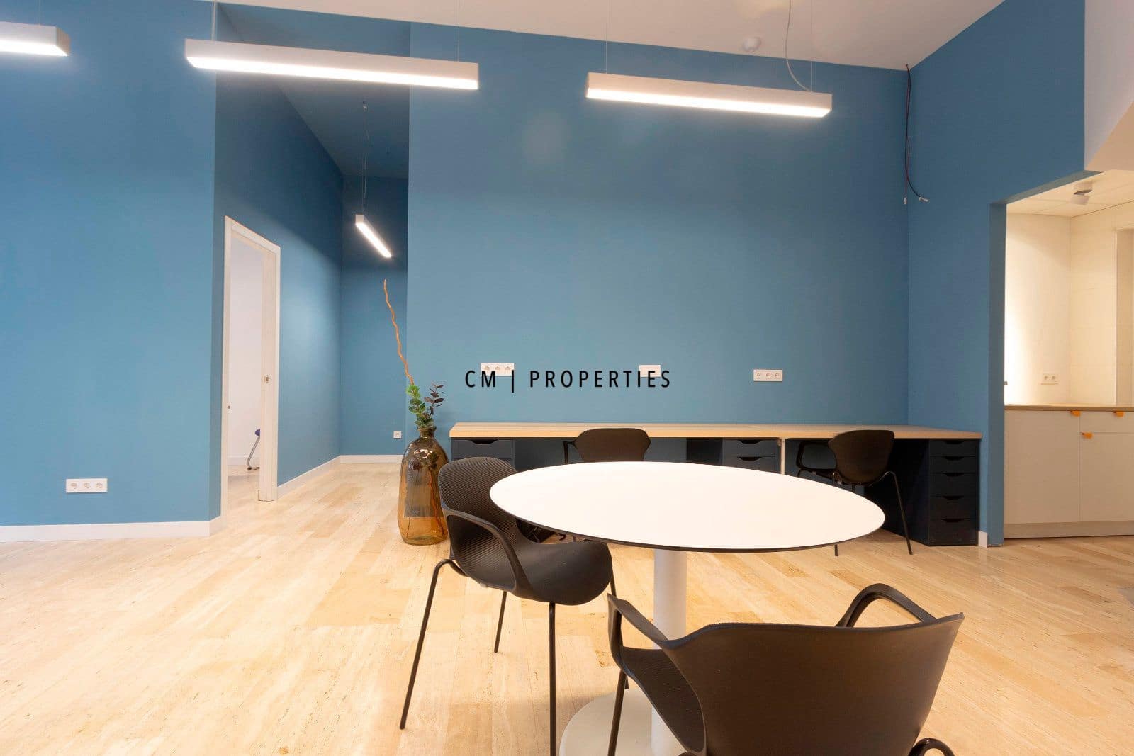 Bureau à louer à Valence ville - 1 150 € (Ref: 9543906)