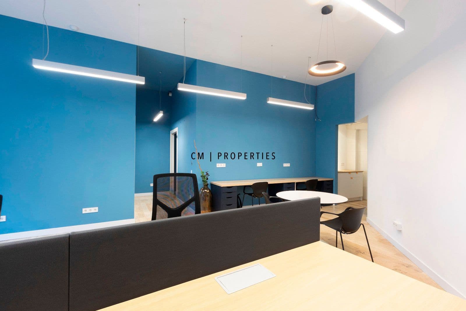 Bureau à louer à Valence ville - 1 150 € (Ref: 9543906)