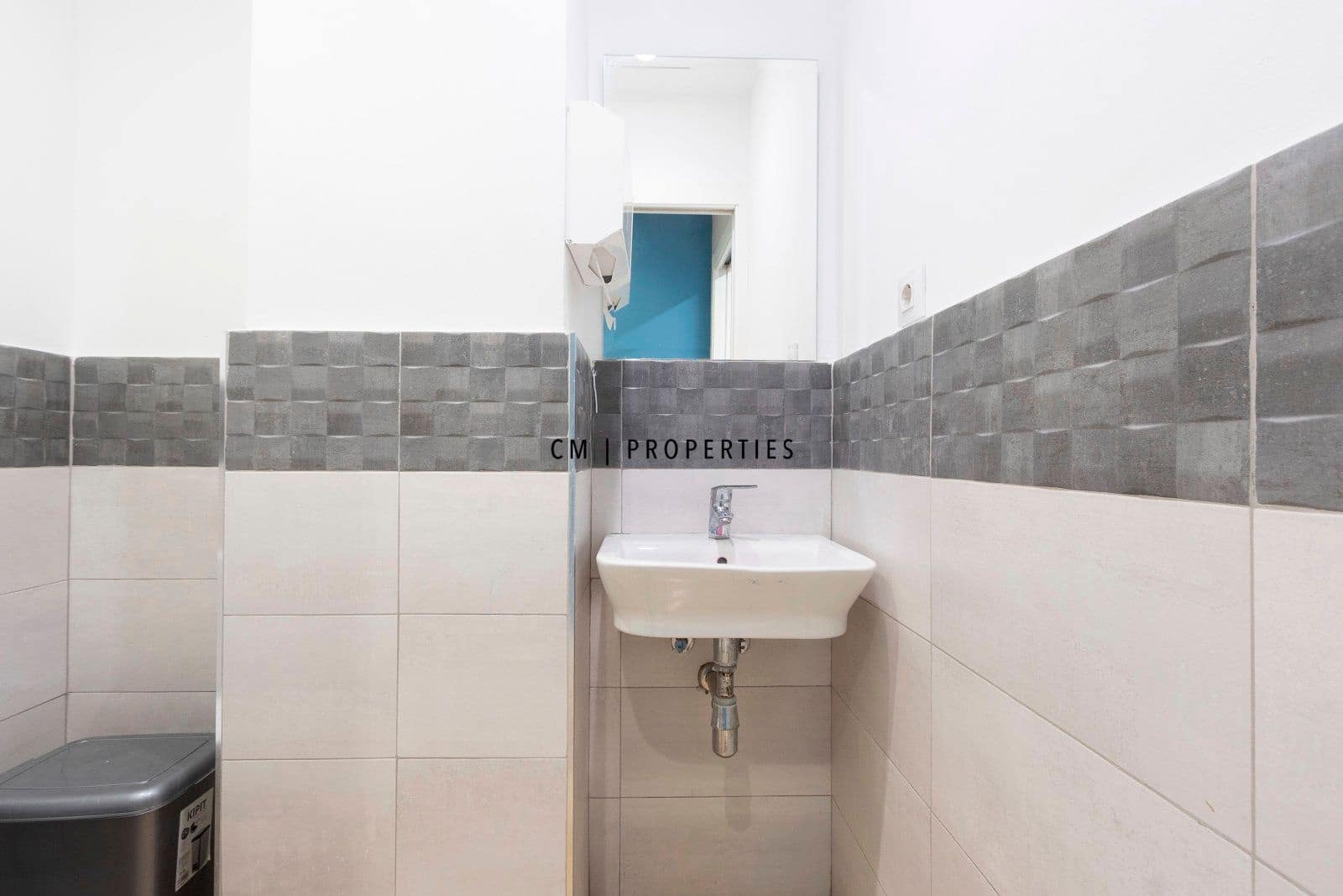 Bureau à louer à Valence ville - 1 150 € (Ref: 9543906)