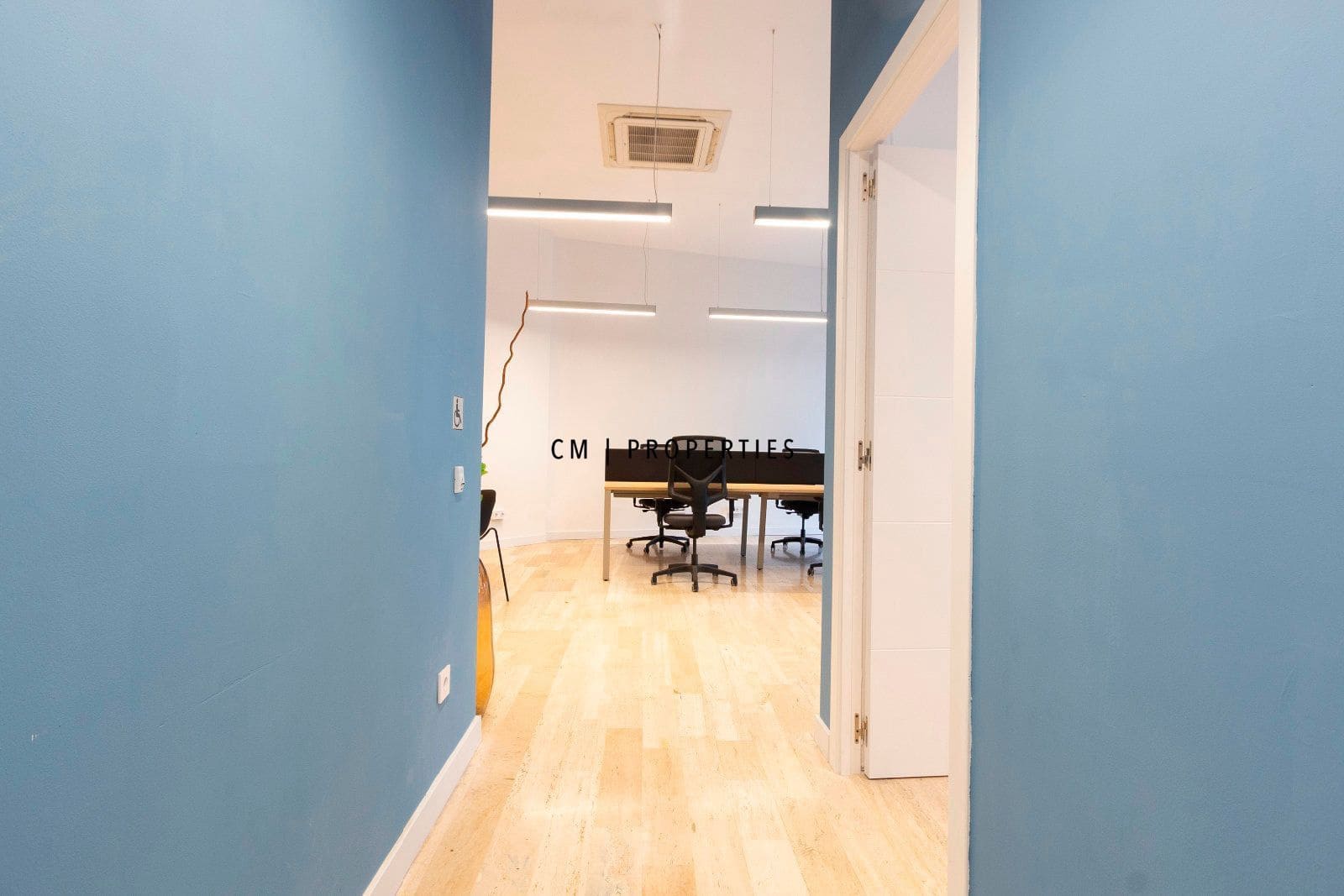 Bureau à louer à Valence ville - 1 150 € (Ref: 9543906)