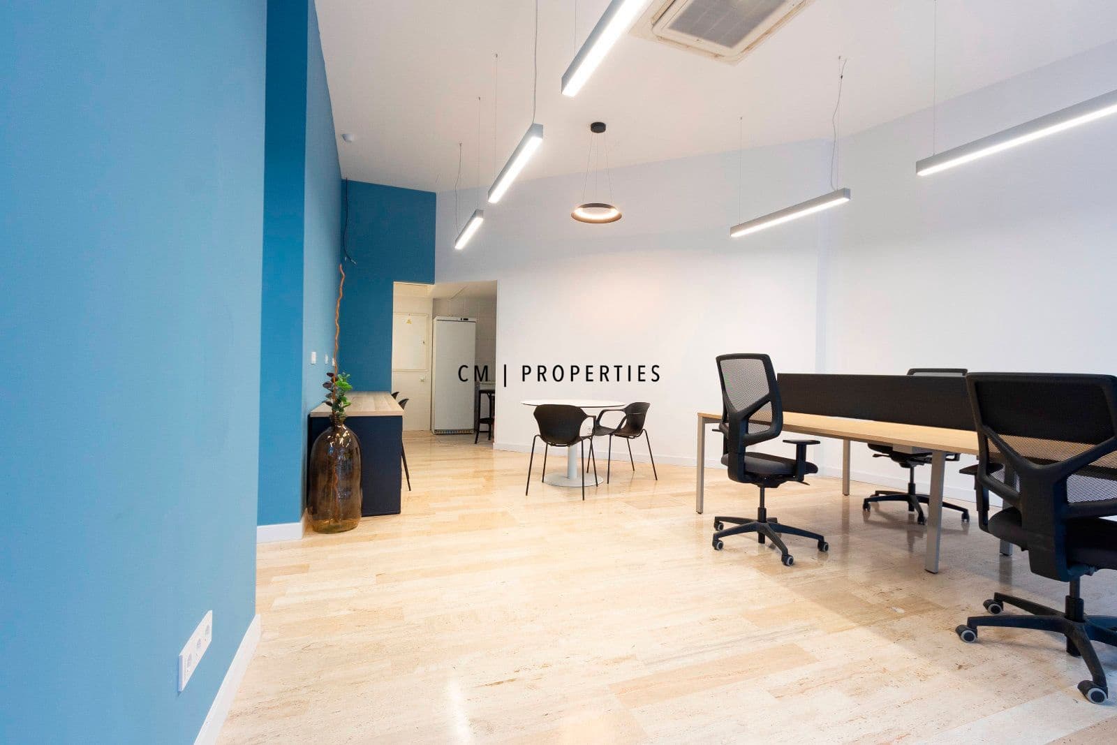 Bureau à louer à Valence ville - 1 150 € (Ref: 9543906)