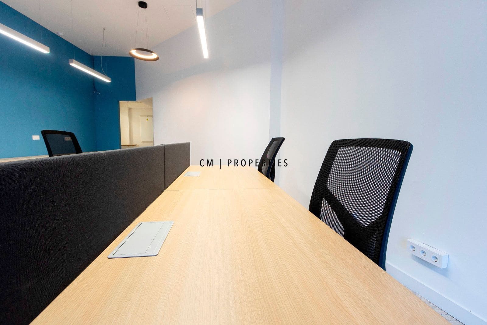 Bureau à louer à Valence ville - 1 150 € (Ref: 9543906)