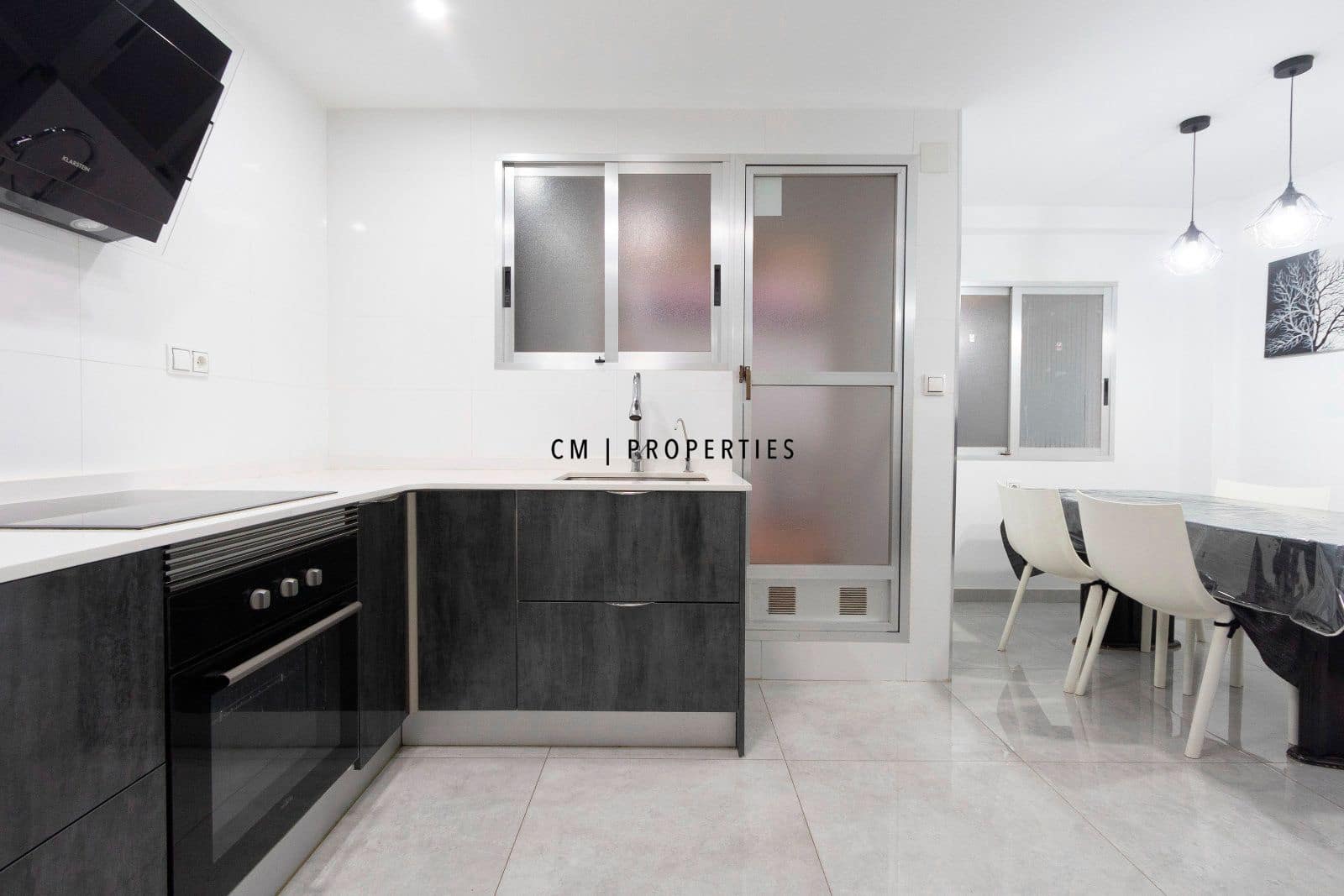 3 bedroom Flat for rent in Xirivella - € 1,500 (Ref: 9544031)