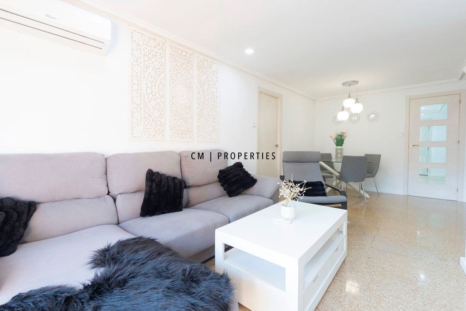 3 bedroom Flat for rent in Xirivella - € 1,500 (Ref: 9544031)