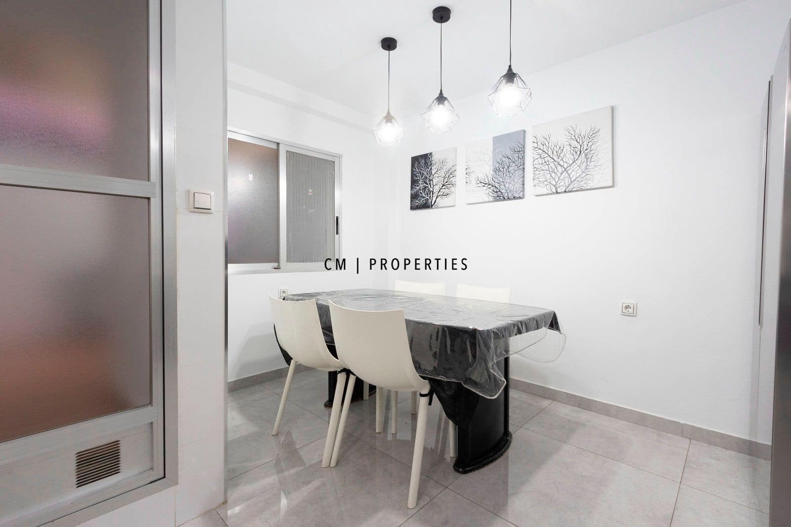 3 bedroom Flat for rent in Xirivella - € 1,500 (Ref: 9544031)