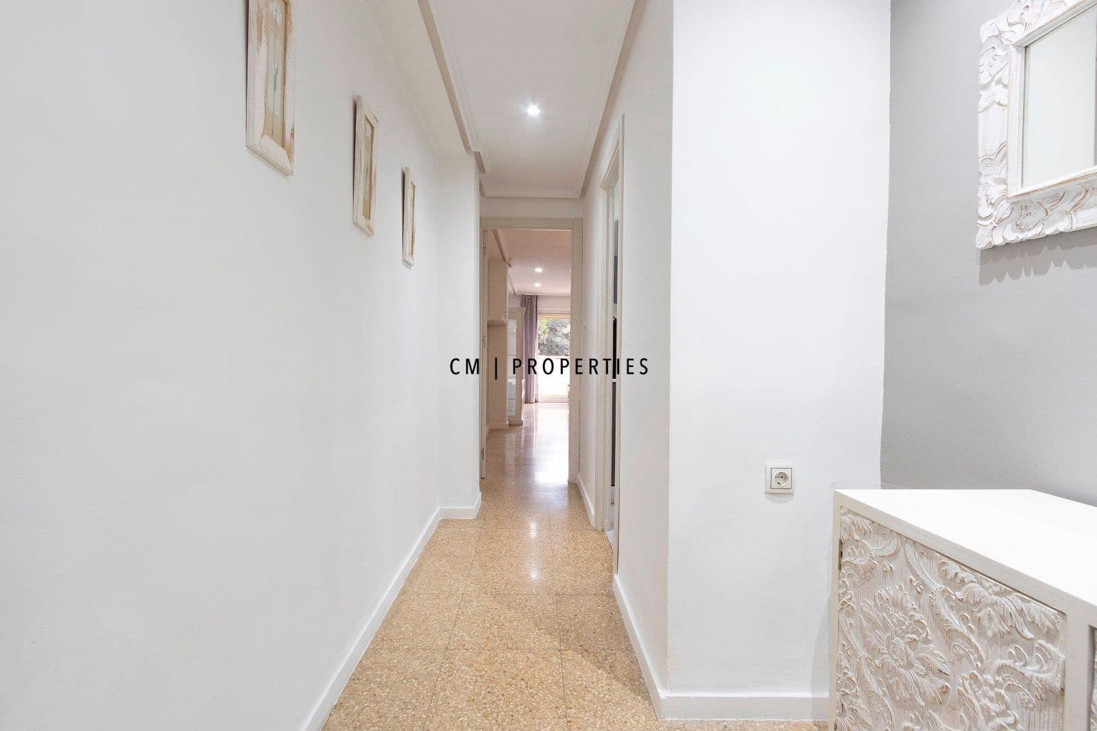 3 bedroom Flat for rent in Xirivella - € 1,500 (Ref: 9544031)