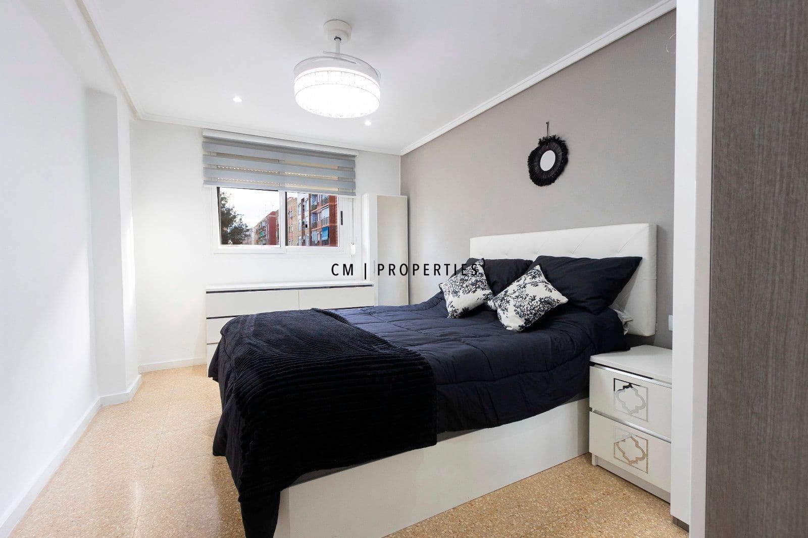 3 bedroom Flat for rent in Xirivella - € 1,500 (Ref: 9544031)