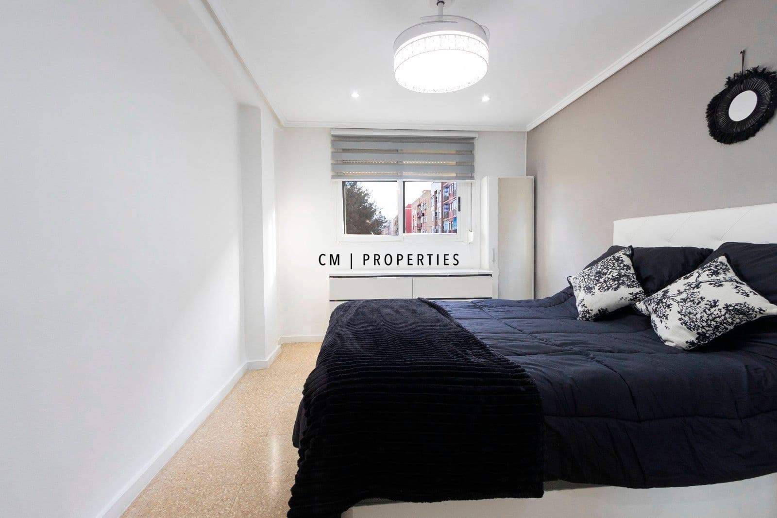 3 bedroom Flat for rent in Xirivella - € 1,500 (Ref: 9544031)