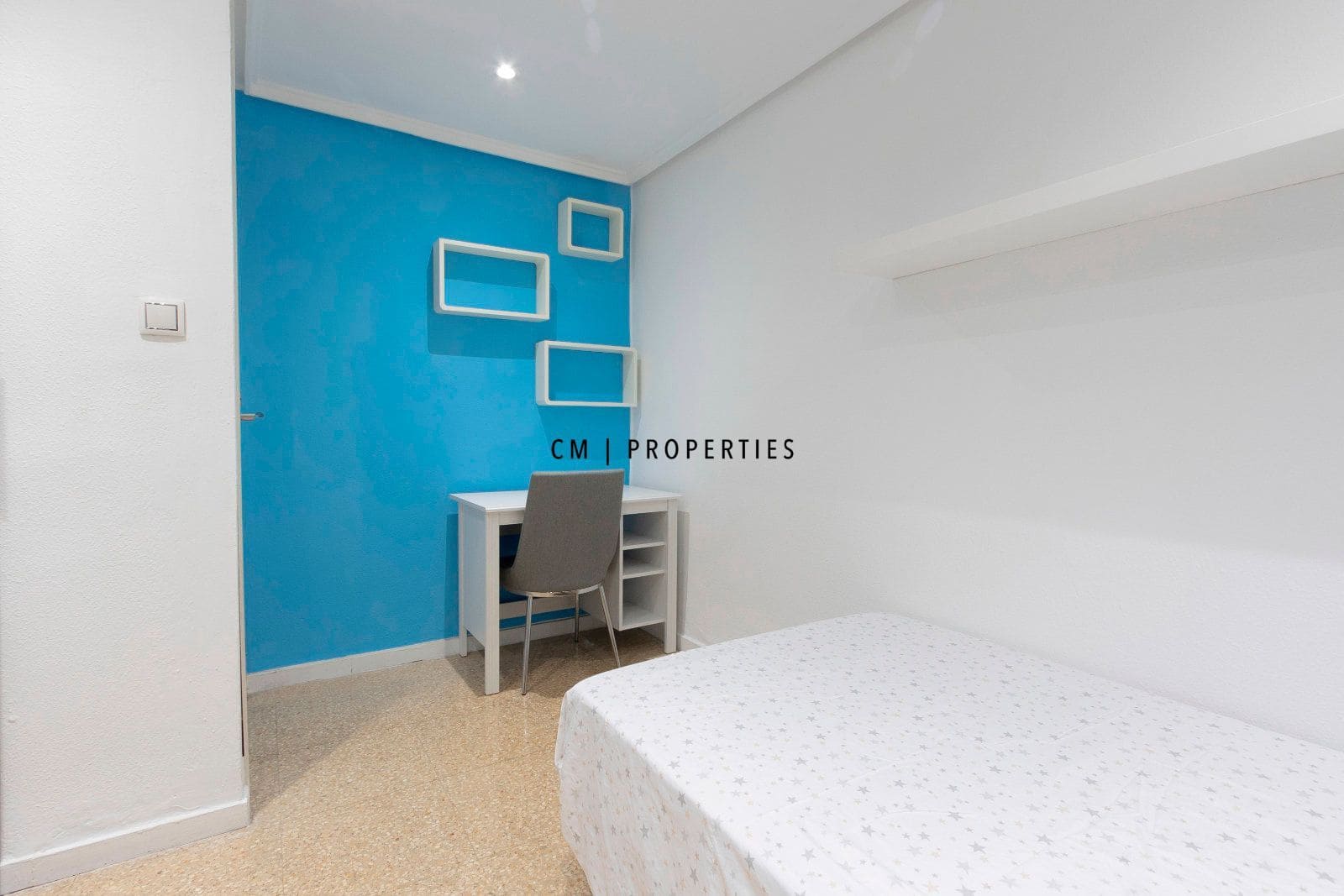 3 bedroom Flat for rent in Xirivella - € 1,500 (Ref: 9544031)