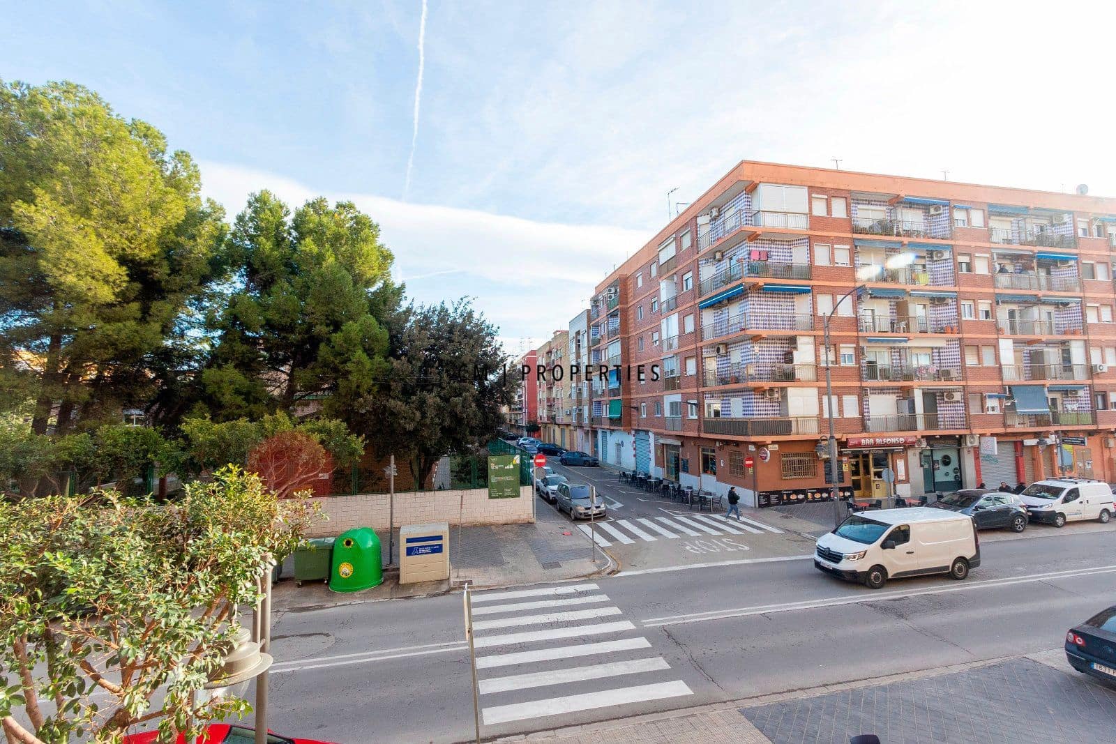 3 bedroom Flat for rent in Xirivella - € 1,500 (Ref: 9544031)