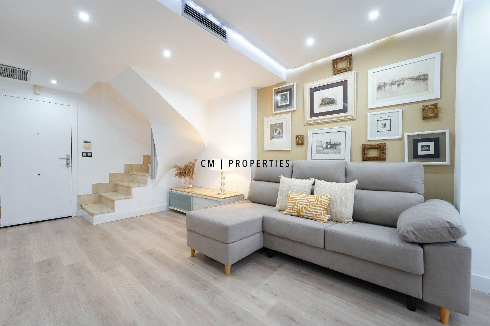 2 soverom Leilighet til leie i Valencia by - € 1 500 (Ref: 9544480)