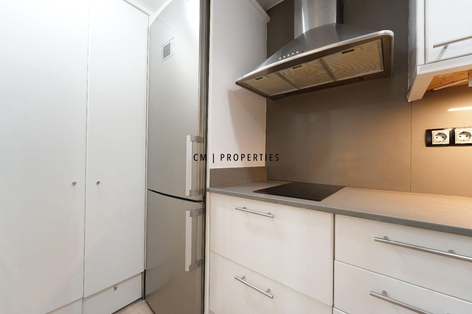 2 soverom Leilighet til leie i Valencia by - € 1 500 (Ref: 9544480)