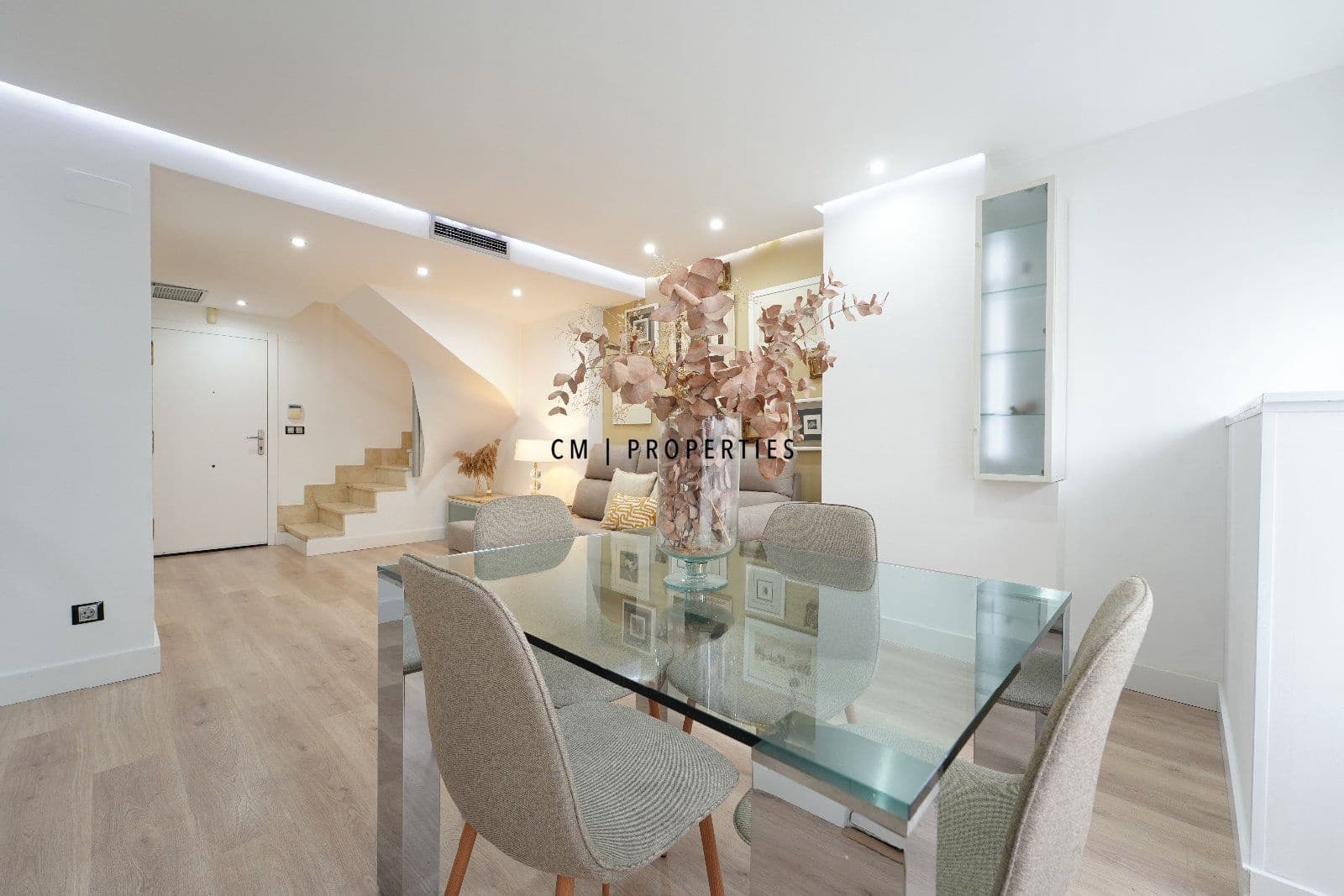 2 soverom Leilighet til leie i Valencia by - € 1 500 (Ref: 9544480)