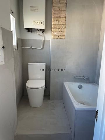 Ático de 2 habitaciones en L'Eixample, València ciudad en alquiler - 1.350 € (Ref: 9544481)