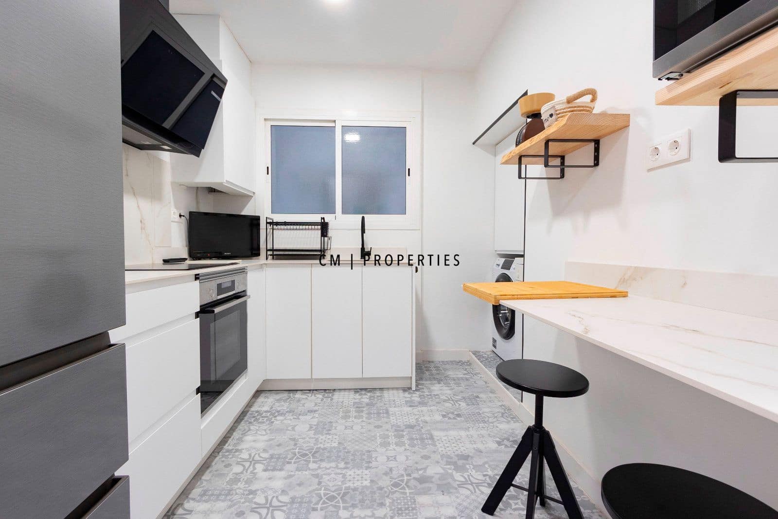 3 soveværelse Lejlighed til leje i Valencia by - € 1.700 (Ref: 9548595)