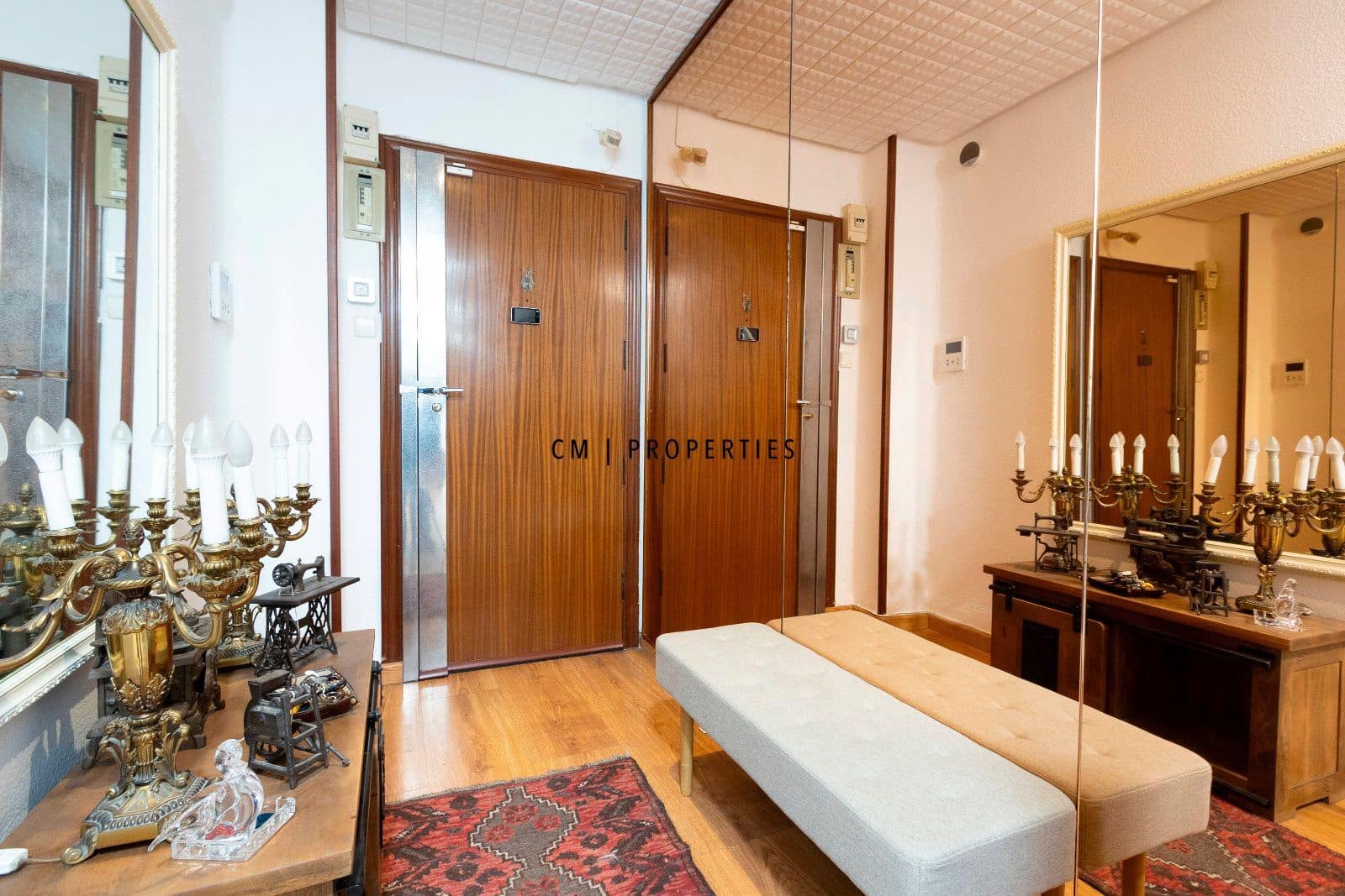 3 soveværelse Lejlighed til leje i Valencia by - € 1.700 (Ref: 9548595)