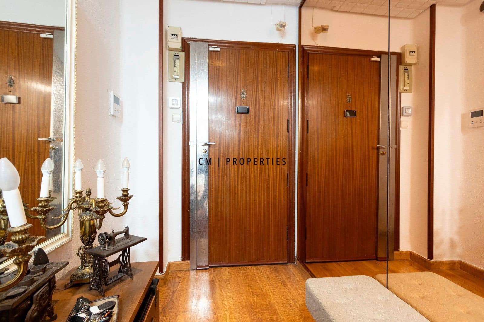 3 soveværelse Lejlighed til leje i Valencia by - € 1.700 (Ref: 9548595)