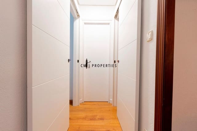 3 soveværelse Lejlighed til leje i Extramurs, Valencia by - € 1.700 (Ref: 9548595)