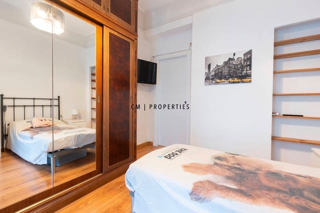 3 soveværelse Lejlighed til leje i Extramurs, Valencia by - € 1.700 (Ref: 9548595)