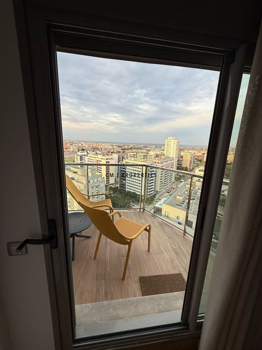 Appartement de 3 chambres à louer à Valence ville avec piscine garage - 2 700 € (Ref: 9548959)