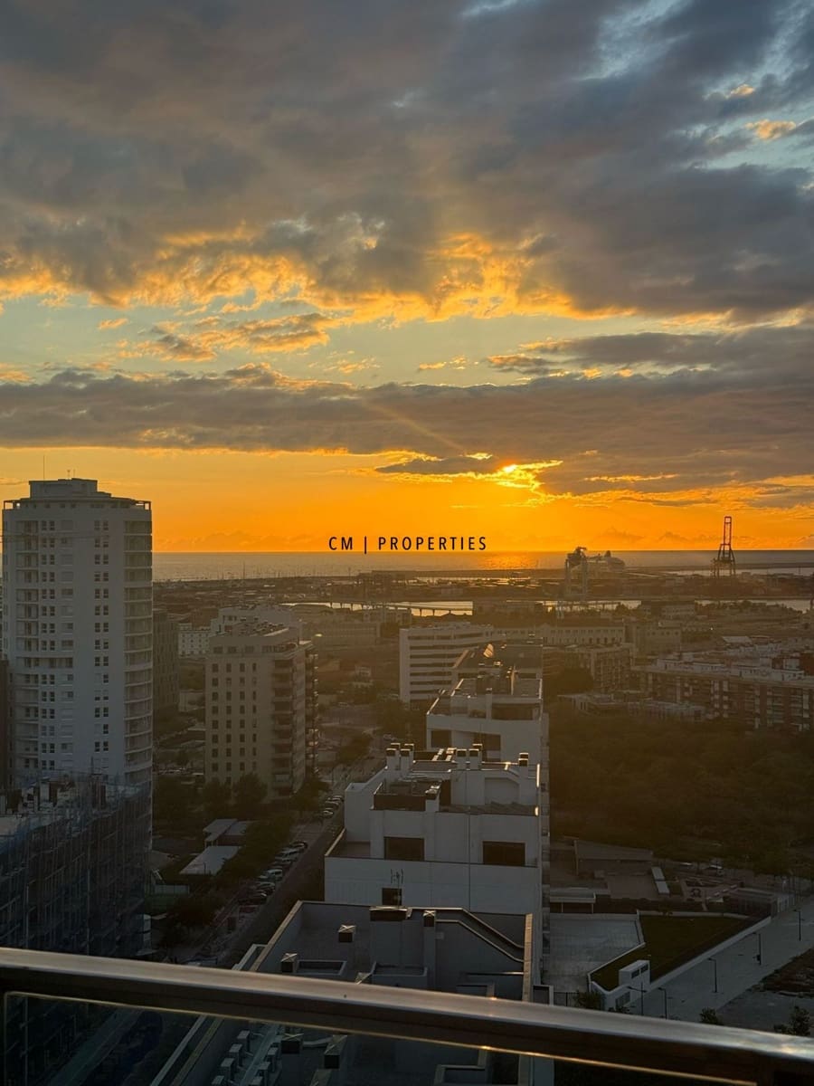 Appartement de 3 chambres à louer à Valence ville avec piscine garage - 2 700 € (Ref: 9548959)