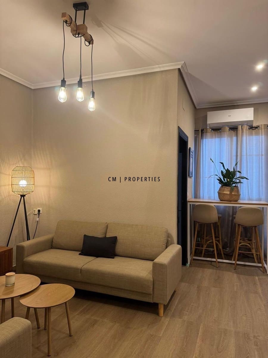 3 soveværelse Lejlighed til leje i Valencia by - € 1.590 (Ref: 9549919)