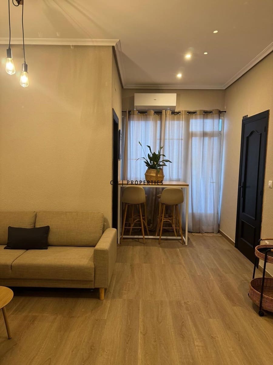 3 soveværelse Lejlighed til leje i Valencia by - € 1.590 (Ref: 9549919)