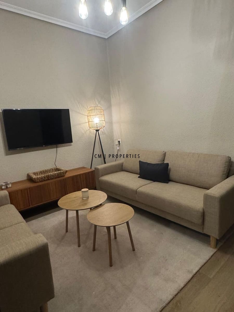 3 soveværelse Lejlighed til leje i Valencia by - € 1.590 (Ref: 9549919)